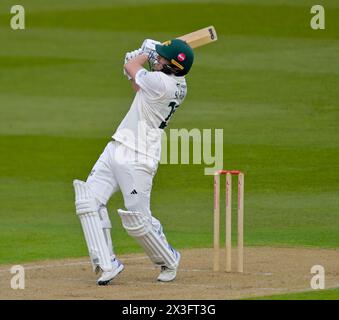 Birmingham, Royaume-Uni. 26 avril 2024. Ben Slater de Nottinghamshire lors du Vitality County Championship Division One match entre Warwickshire vs Nottinghamshire à Edgbaston 26- avril -2024 Birmingham, Angleterre crédit : PATRICK ANTHONISZ/Alamy Live News Banque D'Images