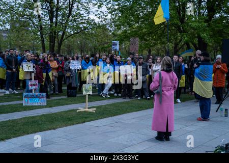 Pro Ukranian Demo devant Bundeskanzleramt sur 26.04.24 Banque D'Images