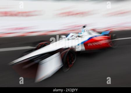 01 DENNIS Jake (gbr), Andretti Global, Porsche 99X Electric, action lors de l'ePrix de Monaco 2024, 6ème rendez-vous du Championnat du monde ABB FIA Formula E 2023-24, sur le circuit de Monaco du 25 au 27 avril 2024 à Monaco - photo Joao Filipe / DPPI Banque D'Images