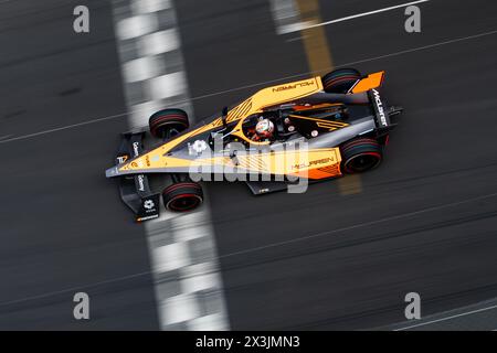 08 BIRD Sam (gbr), NEOM McLaren Formula E Team, Nissan e-4ORCE 04, action lors de l'ePrix de Monaco 2024, 6ème rendez-vous du Championnat du monde ABB FIA Formula E 2023-24, sur le circuit de Monaco du 25 au 27 avril 2024 à Monaco Banque D'Images