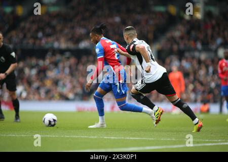 Londres, Royaume-Uni. 27 avril 2024. Londres, 27 avril 2024 : lors du match de premier League entre Fulham et Crystal Palace au Craven Cottage le 27 avril 2024 à Londres, Angleterre. (Pedro Soares/SPP) crédit : photo de presse SPP Sport. /Alamy Live News Banque D'Images