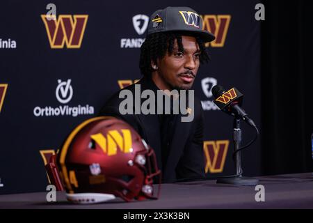 Choix numéro 2 du premier tour des commandants de Washington lors de la draft 2024 de la NFL, le quarterback Jayden Daniels s'adresse aux médias locaux lors d'une conférence de presse au centre d'entraînement des commandants à Ashburn, en Virginie, le 26 2024 avril (Alyssa Howell/image of Sport) Banque D'Images