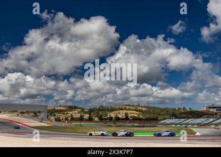 46 Berlie Clément, VPS Racing, Alpine A110 Cup, Challenger, action, 36 DHAHRI Sami, VPS Racing, Alpine A110 Cup, Junior, action, 72 CARVALHIDO Enzo, Sport Auto Racing, Alpine A110 Cup, Junior, action lors de la 2ème manche de la Alpine Elf Cup Series 2024, du 26 au 28 avril 2024 sur la Autódromo Internacional do Algarve, à Portimao, Portugal - photo Marc de Mattia/DPPI crédit : DPPI Media/Alamy Live News Banque D'Images