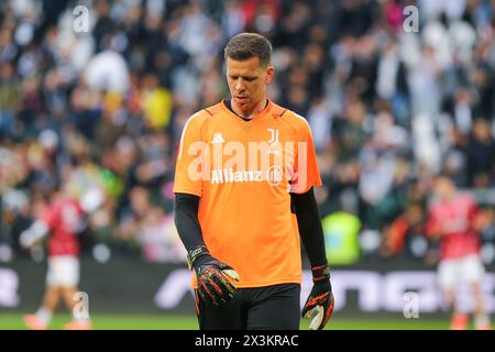 Wojciech Szczesny du Juventus FC lors du match entre le Juventus FC et l'AC Milan le 30 avril 2024 au stade Allianz de Turin, Italie. Banque D'Images