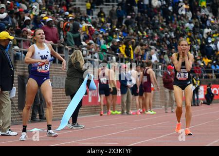 Philadelphie, États-Unis. 27 avril 2024. Providence n'est pas crédible quand Washington remporte la victoire dans le championnat universitaire féminin 4x800 d'Amérique le troisième jour du 128ème carnaval Penn Relays alors que les athlètes concourent dans la plus grande rencontre d'athlétisme des États-Unis au Franklin Field à Philadelphie, PA, USA le 27 avril, 2024. (Photo de Bastiaan Slabbers/Sipa USA) crédit : Sipa USA/Alamy Live News Banque D'Images