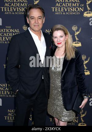 Pasadena, États-Unis. 27 avril 2024. Les stars de savon Cady McClain et Jon Lindstrom ont annoncé qu'ils se séparaient après 10 ans de mariage. ------------------------------------------------- Jon Lindstrom & Cady McClain Daytime Emmy nomination à Castle Green le 1er mai 2019. © Steven Bergman/AFF-USA.COM crédit : AFF/Alamy Live News Banque D'Images