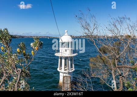 Phare de Robertson(s) point alias phare de Cremorne point sur Cremorne point Headland Sydney Lower North Shore, NSW, Australie, 2024 Banque D'Images