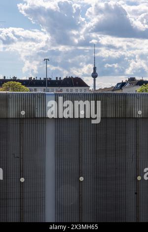 Berlin 135. Deutsche Meisterschaften Schwimmen 2024, Berlin, Tag 3, 27.04.2024 Schwimm- und Sprunghalle im Europasportpark SSE, Berlin 135. Deutsche Meisterschaften Schwimmen 2024, Berlin, 25-28.04.2024 *** Berlin 135 Championnats d'Allemagne de natation 2024, Berlin, jour 3, 27 04 2024 salle de natation et de plongée dans Europasportpark SSE , Berlin 135 Championnats d'Allemagne de natation 2024, Berlin, 25 28 04 2024 Copyright : xEibner-Pressefoto/JadrankoxMarjax EP JMC Banque D'Images