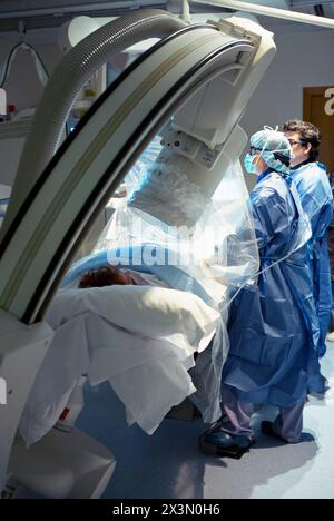 Le cathétérisme coronaire, l'hémodynamie. Hospital Policlinica Gipuzkoa, San Sebastian, Donostia, Euskadi, Espagne Banque D'Images