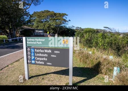 Sydney Harbour National Park signe sur North Head Manly avec les indications pour Fairfax Track Walk and Lookouts, Sydney, NSW, Australie Banque D'Images