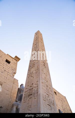 Obélisque de Ramsès II, Temple de Louxor, Louxor, Égypte Banque D'Images