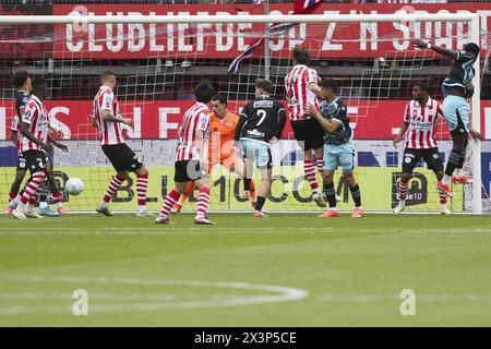 Rotterdam, pays-Bas. 28 avril 2024. ROTTERDAM, 28-4-24, Stadium het Kasteel, Dutch eredivisie, Sparta Rotterdam - Volendam, Sparta gardien de but Nick Olij crédit : Pro Shots/Alamy Live News Banque D'Images