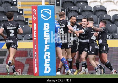 Hull, Royaume-Uni. 28 avril 2024. Morgan Smith Hull FC célèbre sa tentative de faire 4-0 lors du match Betfred Super League Round 9 Hull FC vs Leeds Rhinos au MKM Stadium, Hull, Royaume-Uni, le 28 avril 2024 (photo par Mark Cosgrove/News images) à Hull, Royaume-Uni le 28/04/2024. (Photo de Mark Cosgrove/News images/SIPA USA) crédit : SIPA USA/Alamy Live News Banque D'Images