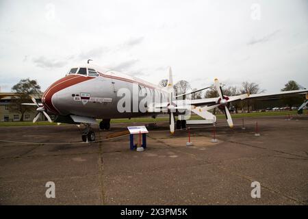 Vickers Viscount 701, un avion de ligne britannique à turbopropulseur de moyenne portée qui vola pour la première fois en 1948. Entré en service en 1953, il fut le premier avion de ligne à turbopropulseurs. Banque D'Images