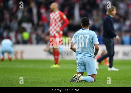 Mainz, Allemagne. 28 avril 2024. Fussball 1. Bundesliga 31. Spieltag 1. FSV Mainz 05 - 1. FC Koeln AM 28.04.2024 in der Mewa Arena in Mainz Linton Maina ( Koeln ) les règlements du LDF interdisent toute utilisation de photographies comme séquences d'images et/ou quasi-vidéo. Foto : Revierfoto crédit : ddp Media GmbH/Alamy Live News Banque D'Images