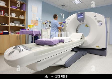 CAT, tomographie axiale informatisée, Service de radiologie, Hôpital Donostia, Saint-Sébastien, Donostia, Gipuzkoa, pays Basque, Espagne Banque D'Images