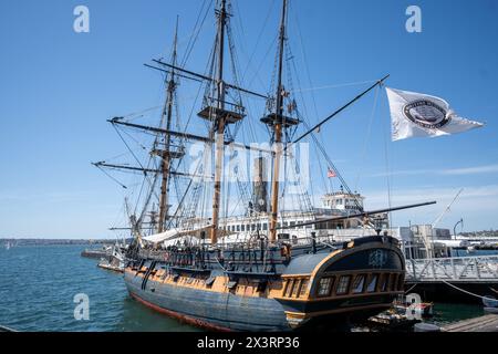 San Diego, CALIFORNIE 7 avril 2024. Le navire maintenant connu sous le nom de HMS surprise Begin est une réplique de la frégate Rose de la Royal Navy du XVIIIe siècle. San Diego maritime Banque D'Images