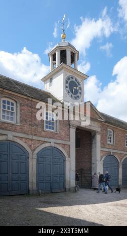 Les écuries et Coach House à Dunham Massey Hall and Gardens Banque D'Images