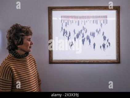 Sothebys, Londres 29 avril 2022 Penelope Madden, vol 2024.une exposition d'œuvres données par des artistes de premier plan pour soutenir la charité, offrant l'art comme thérapie pour les jeunes gens. Ouvert au public du 29 avril au 7 mai. Paul Quezada-Neiman/Alamy Live News crédit : Paul Quezada-Neiman/Alamy Live News Banque D'Images