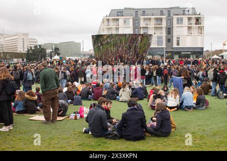 France, Nantes, 44, Marche pour le climat, jeunes Français dans la rue pour protester contre les catastrophes causées par Globa Banque D'Images