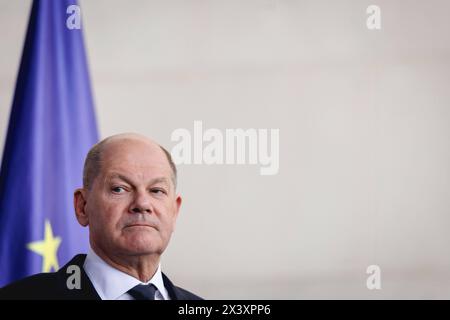 OLAF Scholz, Bundeskanzler, aufgenommen waehrend Pressekonferenz à Berlin, 29.04.2024. Berlin Deutschland *** Olaf Scholz, chancelier fédéral, enregistré lors d'une conférence de presse à Berlin, 29 04 2024 Berlin Allemagne Copyright : xJulianexSonntagxphotothek.dex Banque D'Images