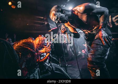 Copenhague, Danemark. 28 avril 2024. Le groupe de nu metal américain Vended donne un concert au Pumpehuset à Copenhague. Ici, le chanteur Griffin Taylor est vu en direct sur scène. (Crédit photo : Gonzales photo/Alamy Live News Banque D'Images