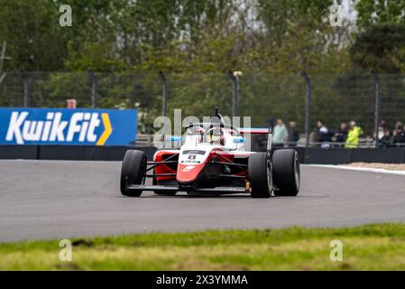 Kai DARYANI 8 Fortec Motorsport Donington Park Qualifying at Donington Park, Derby, Angleterre le 27 avril 2024. Photo de Chris Williams. Utilisation éditoriale Banque D'Images