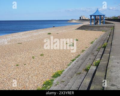 Sheerness, Kent, Royaume-Uni. 29 avril 2024. Météo Royaume-Uni : après-midi ensoleillé et chaud à Sheerness, Kent. Crédit : James Bell/Alamy Live News Banque D'Images