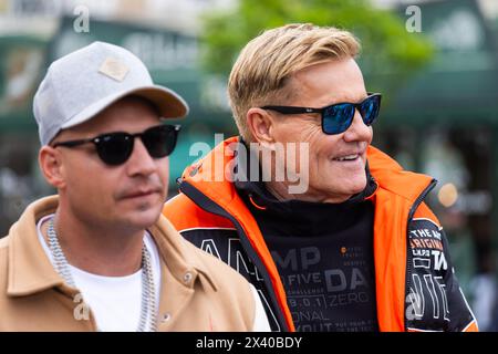 Rust, Allemagne. 29 avril 2024. Le chanteur et juge DSDS Pietro Lombardi (à gauche) se tient à côté du musicien, producteur de musique et juge DSDS Dieter Bohlen (à droite) à Europa-Park. Sur le jury de la 21e saison : le chanteur pop B. Egli, le rappeur Loredana, le juge en chef D. Bohlen et le chanteur P. Lombardi. Le casting a lieu du 25 avril au 5 mai à Europa-Park. Le casting est prévu pour être diffusé cet automne sur RTL et RTL . Crédit : Philipp von Ditfurth/dpa/Alamy Live News Banque D'Images