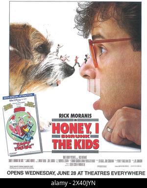 1989 Chérie, j'ai rétréci l'affiche du film Kids, réalisateur : Joe Johnston Banque D'Images