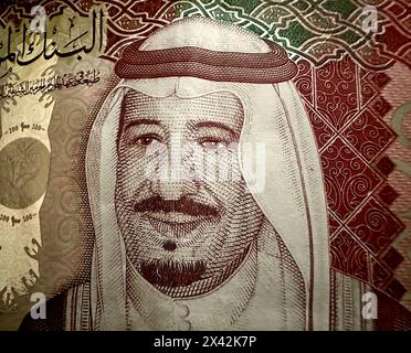 Le portrait du roi Salman Bin Abdulaziz Al Saoud d'Arabie Saoudite 100 billet de banque en riyal. Banque D'Images