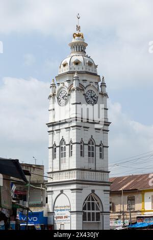 La vieille tour de surveillance de Sidhpur, Sidhpur, Gujarat, Inde. Banque D'Images