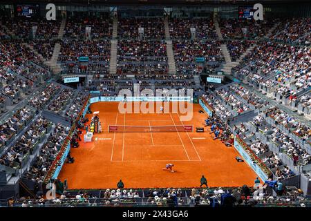 Vue générale du match entre Rafael Nadal, d’Espagne, et Pedro Cachin, d’Argentine, lors du Mutua Madrid Open 2024, ATP Masters 1000 et WTA 1000, tournoi de tennis du 29 avril 2024 à Caja Magica à Madrid, Espagne Banque D'Images