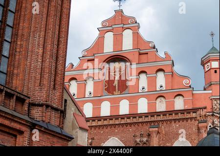 L'Église Sainte-Anne, Vilnius, Lituanie Banque D'Images