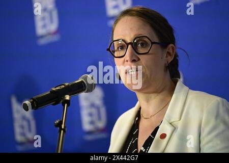 Gand, Belgique. 30 avril 2024. La secrétaire d'État à la politique d'asile et de migration Nicole de Moor tient une conférence de presse lors d'une conférence ministérielle sur la mise en œuvre et l'opérationnalisation du Pacte européen d'asile et de migration, à Gand, mardi 30 avril 2024. BELGA PHOTO DIRK WAEM crédit : Belga News Agency/Alamy Live News Banque D'Images