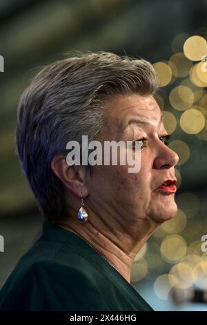 Gand, Belgique. 30 avril 2024. Ylva Johansson, commissaire européenne aux affaires intérieures photographiée lors d’une conférence ministérielle sur la mise en œuvre et l’opérationnalisation du Pacte européen sur l’asile et la migration, à Gand, mardi 30 avril 2024. BELGA PHOTO DIRK WAEM crédit : Belga News Agency/Alamy Live News Banque D'Images