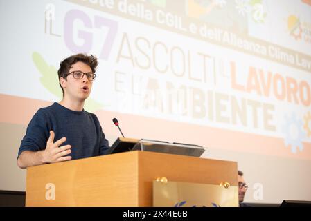 Torino, Italie. 30 avril 2024. Luca Sardo durante la conferenza 'il G7 ascolti il lavoro e l'ambiente' a Torino, Italia - Martedì 30 aprile 2024 - Luca Sardo lors de la conférence 'le G7 écoute le travail et l'environnement' Turin, Italie - mardi 30 avril 2024 (photo Matteo SECCI/LaPresse) crédit : LaPresse/Alamy Live News Banque D'Images