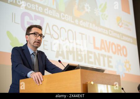 Torino, Italie. 30 avril 2024. Christian Ferrari durante la conferenza 'il G7 ascolti il lavoro e l'ambiente' a Torino, Italia - Martedì 30 aprile 2024 - Christian Ferrari lors de la conférence 'le G7 écoute le travail et l'environnement' Turin, Italie - mardi 30 avril 2024 (photo Matteo SECCI/LaPresse) crédit : LaPresse/Alamy Live News Banque D'Images