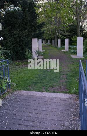 Bayeux, France - 28 avril 2024 : le Mémorial des Reporters de Bayeux est un mémorial destiné à préserver la mémoire des journalistes et des reporters tués pendant le Mil Banque D'Images