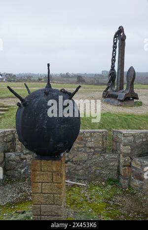 Camaret-sur-mer, France - 5 avril 2024 : Musée commémoratif de la bataille de l'Atlantique. Seconde Guerre mondiale. Botte en U allemande. Jour nuageux. Mise au point sélective Banque D'Images