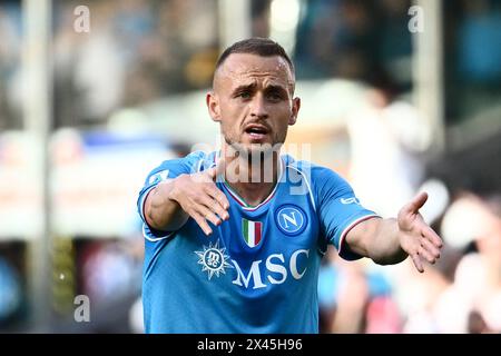 Stanislav Lobotka de la SSC Napoli fait des gestes lors du match de Serie A TIM entre la SSC Napoli et L'AS Roma au stade Diego Armando Maradona à Naples, Ital Banque D'Images