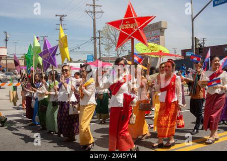 Défilé et Festival du nouvel an cambodgien 2024 à Cambodia Town, long Beach, CA, États-Unis Banque D'Images