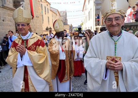 Le Dorat, France. Ostensions septenennales de Dorat qui célèbrent les reliques de Saint Israël et Saint Théobald. Les ostensions du Limousin sont une an religieuse Banque D'Images