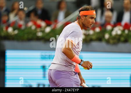 Madrid, Espagne. 30 avril 2024. Rafael Nadal (ESP) Tennis : Rafael Nadal lors de la manche simple du 16 match contre Jiri Lehecka sur le tournoi ATP tour Masters 1000 'Mutua Madrid Open tennis tournoi' à la Caja Magica à Madrid, Espagne . Crédit : Mutsu Kawamori/AFLO/Alamy Live News Banque D'Images