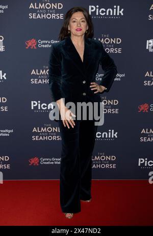 30 avril 2024, Londres, Angleterre, Royaume-Uni - JO Hartley assiste à la première britannique d'Almond et de Seahorse, vue West End Banque D'Images