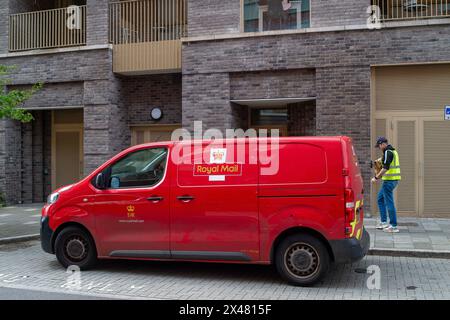 Maidenhead, Royaume-Uni. 26 avril 2024. Un van Royal mail à Maidenhead, Berkshire. Crédit : Maureen McLean/Alamy Banque D'Images