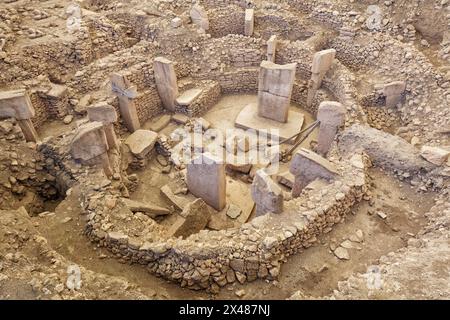 Gobekli Tepe site archéologique néolithique datant de 10 millénium av. J.-C., grandes structures circulaires avec des piliers de pierre massifs, Potbelly Hill, Sanliurf Banque D'Images