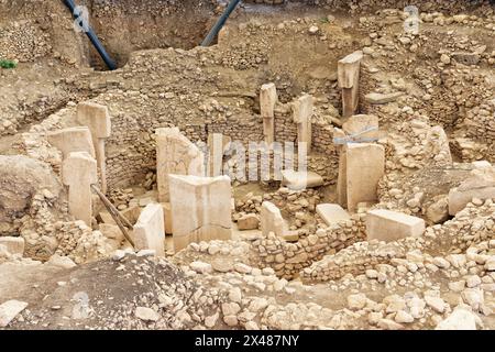 Gobekli Tepe site archéologique néolithique datant de 10 millénium av. J.-C., grandes structures circulaires avec des piliers de pierre massifs, Potbelly Hill, Sanliurf Banque D'Images