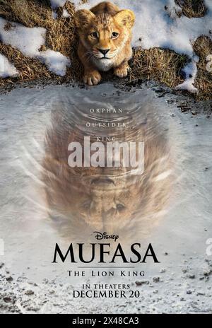 Mufasa : The Lion King (2024) réalisé par Barry Jenkins et mettant en vedette Aaron Pierre, Kelvin Harrison Jr. et Seth Rogen. Simba, devenu roi des terres de la fierté, est déterminé à ce que son petit suive dans ses empreintes de pattes tandis que les origines de son défunt père Mufasa sont explorées. Affiche AMÉRICAINE d'une feuille.***USAGE ÉDITORIAL SEULEMENT*** crédit : BFA / Walt Disney Studios Banque D'Images