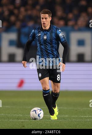 Bergame, Italie. 24 avril 2024. Mario Pasalic d'Atalanta lors du match de 2e manche de la demi-finale de la Coppa Italia au Gewiss Stadium, Bergame. Le crédit photo devrait se lire : Jonathan Moscrop/Sportimage crédit : Sportimage Ltd/Alamy Live News Banque D'Images